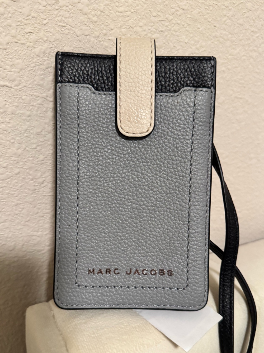 NWT Marc Jacobs Gray Leather Phone Crossbody with Cream Accent